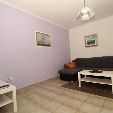 ماندري Apartments Besedic المظهر الخارجي الصورة