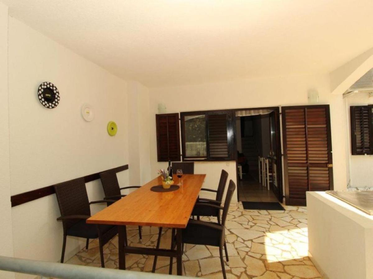 ماندري Apartments Besedic المظهر الخارجي الصورة