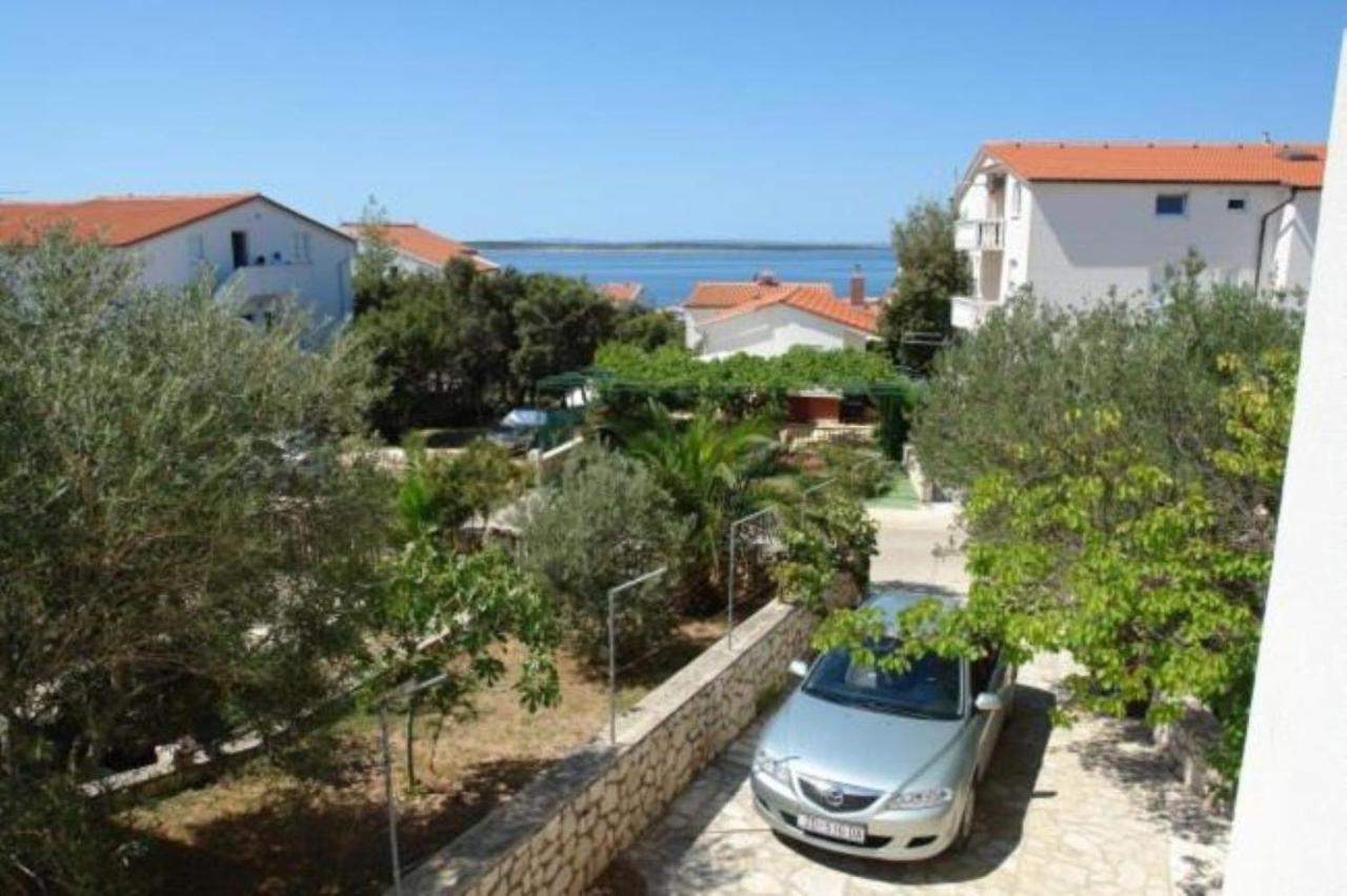 ماندري Apartments Besedic المظهر الخارجي الصورة